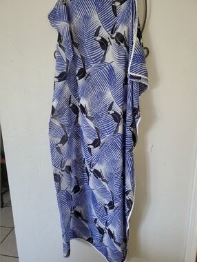 Blue Toucan Print Lightweight Wrap Scarf
